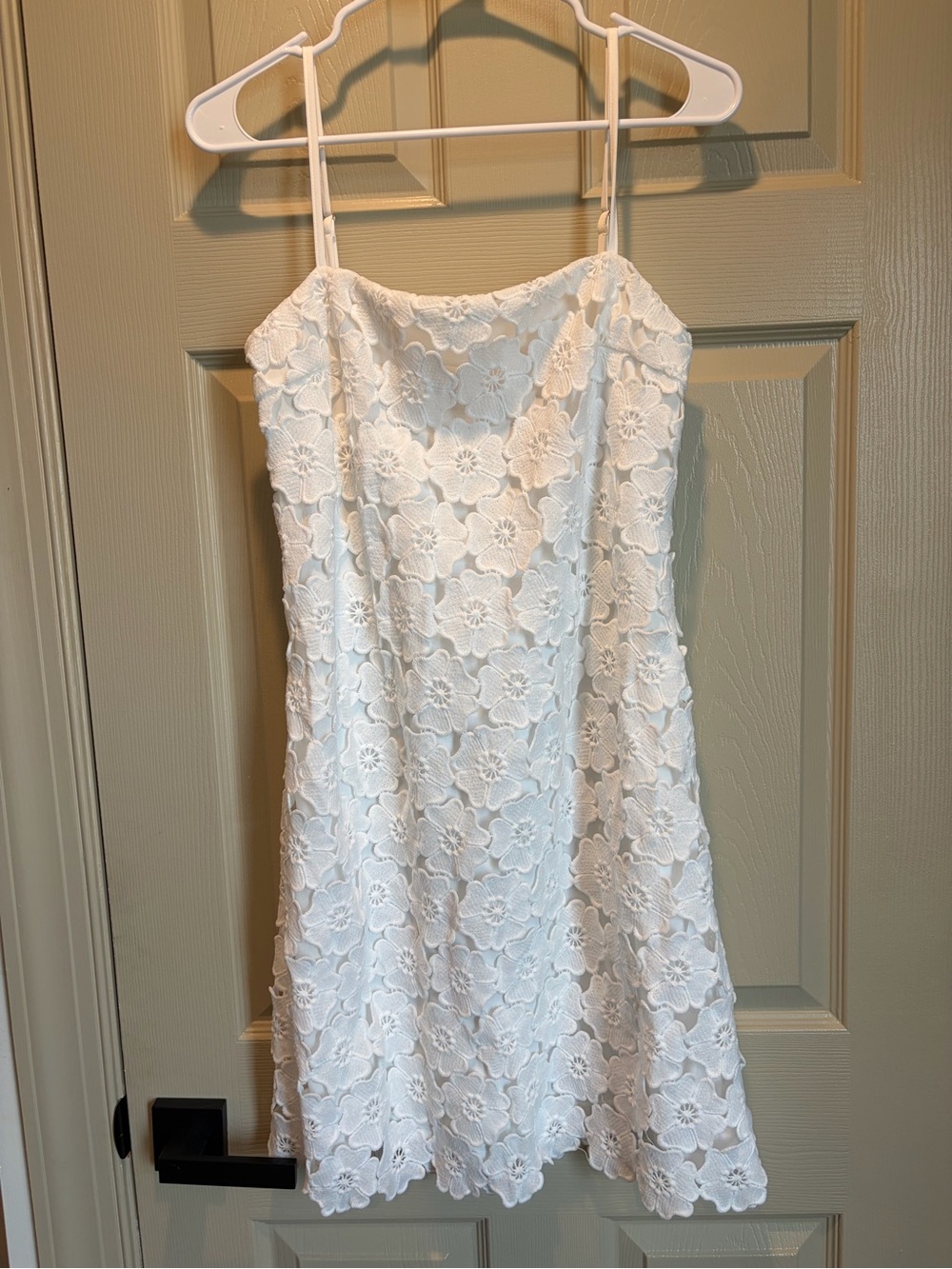 Petal + Pup White 3D Floral Appliqué Mini Dress Size 6 NWT Bridal Wedding